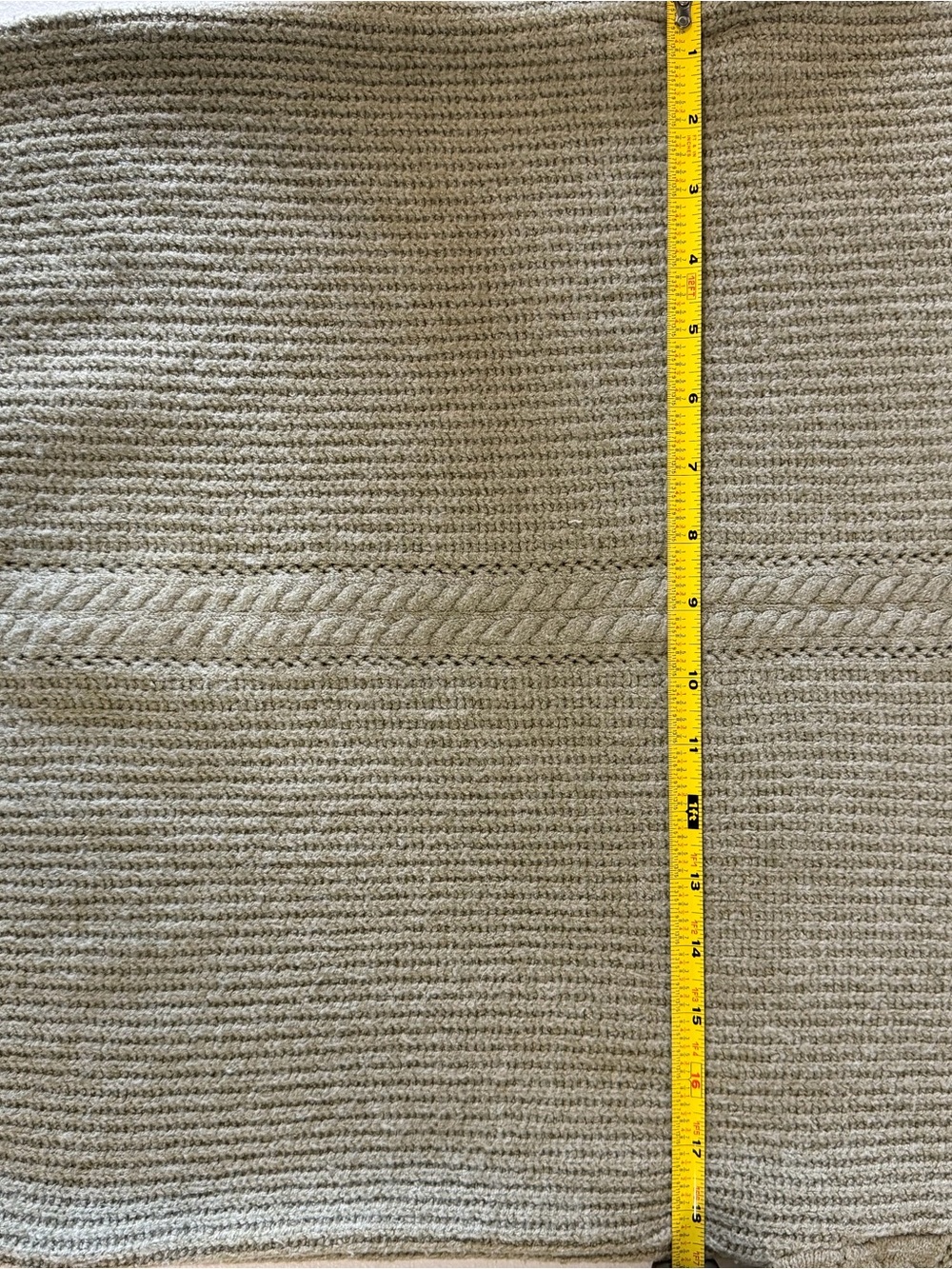 Tahari Sage Green Cable Knit Balloon Sleeve Sweater Small - Picture 6 of 9